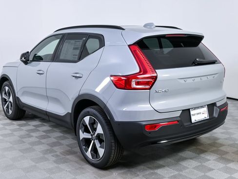 New 2026 Volvo XC40 B5 Plus w/ Protection Package Premier AWD/4WD image 3