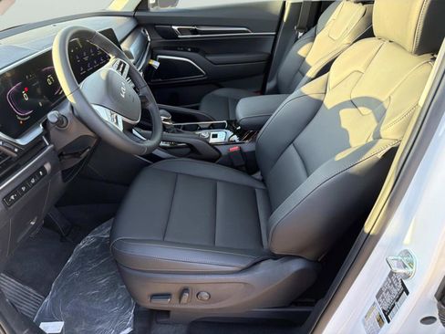 New 2025 Kia Telluride S image 19
