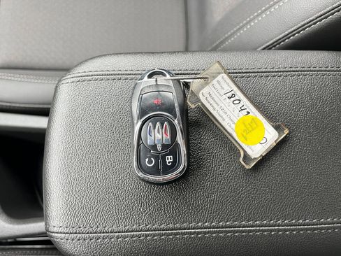 Used 2025 Buick Encore GX Preferred image 22