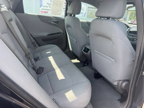 Used 2022 Chevrolet Malibu LT FWD image 29