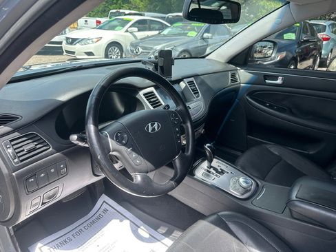Used 2014 Hyundai Genesis 5.0 R-Spec image 7