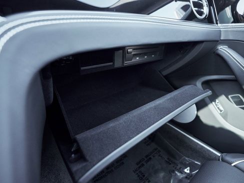 Used 2024 Bentley Flying Spur S V8 image 71