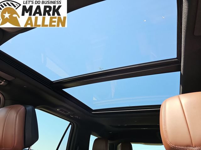 Used 2025 Lincoln Navigator Reserve AWD/4WD image 19