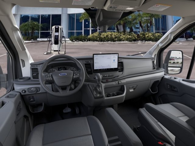Used 2025 Ford Transit 250 Low Roof AWD image 9