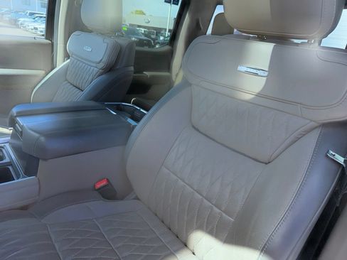 Used 2025 Ford F350 Platinum w/ Platinum Plus Package AWD/4WD image 15