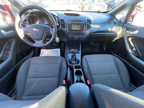 Used 2018 Kia Forte S FWD image 13