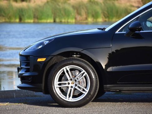 Used 2021 Porsche Macan AWD/4WD image 14