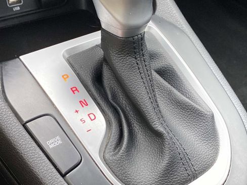 Used 2022 Kia Forte LXS image 25