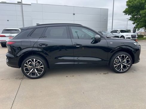 New 2026 Audi Q3 quattro 2.0T AWD/4WD image 7