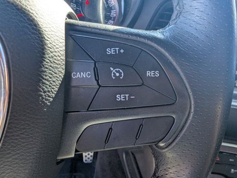Used 2016 Dodge Challenger SXT Plus RWD image 15