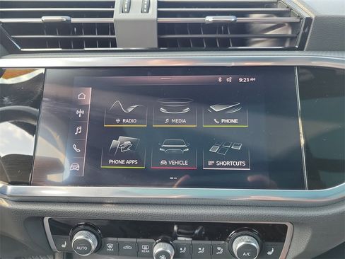 Used 2021 Audi Q3 2.0T Premium w/ Convenience Package image 34