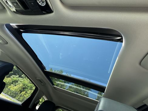 New 2026 Kia Sportage SX FWD image 36