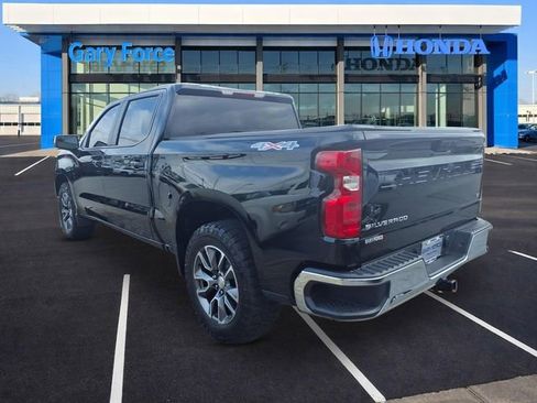 Used 2024 Chevrolet Silverado 1500 LT image 3