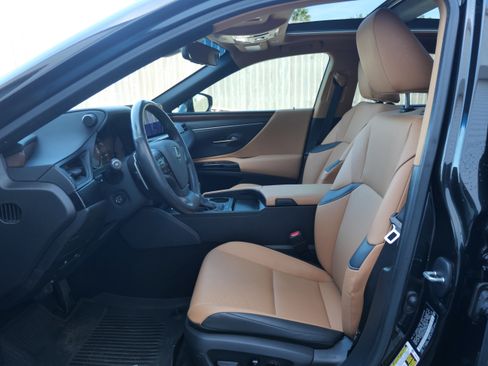 Used 2025 Lexus ES 350 ES 350 image 9