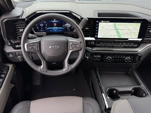 New 2026 Chevrolet Silverado 2500 ZR2 AWD/4WD image 11
