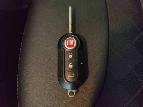 Used 2018 FIAT 500L Pop w/ Popular Equipment Group image 32