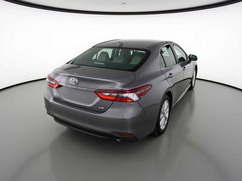 Used 2023 Toyota Camry LE image 4