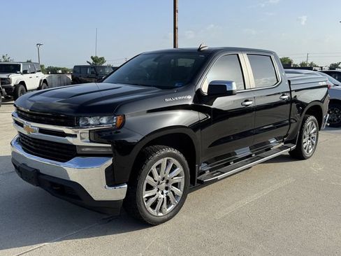 Used 2022 Chevrolet Silverado 1500 LT AWD/4WD image 7