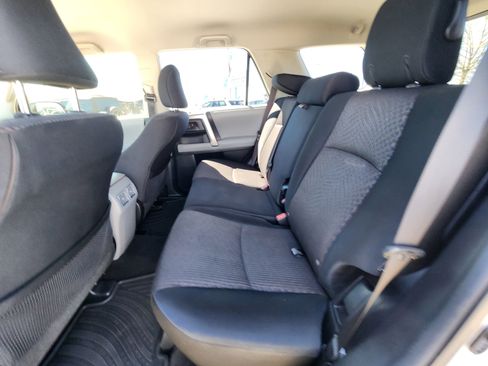 Used 2013 Toyota 4Runner SR5 image 17