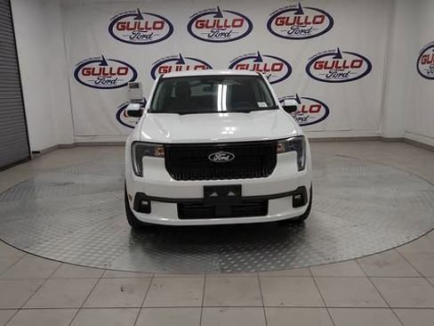 New 2025 Ford Maverick Lobo image 3