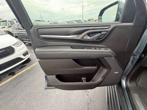 Used 2021 GMC Yukon XL Denali w/ Denali Ultimate Package AWD/4WD image 11