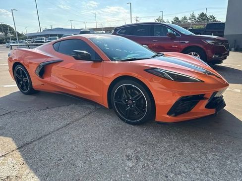 Used 2024 Chevrolet Corvette Stingray Coupe RWD image 1