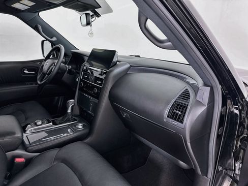 Used 2023 Nissan Armada SL w/ Midnight Edition Package RWD image 34