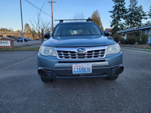 Used 2013 Subaru Forester 2.5X w/ Alloy Wheel Pkg image 2