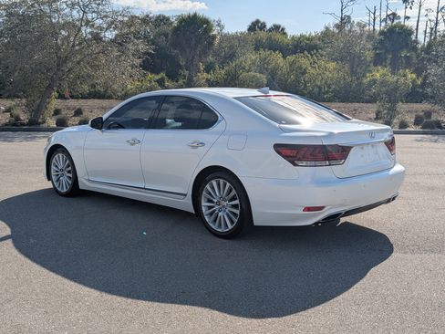 Used 2014 Lexus LS 460 AWD w/ Comfort Package image 7