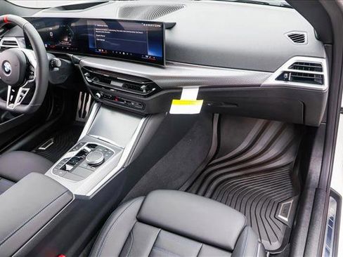 Certified 2025 BMW 440i xDrive Coupe w/ Premium Package image 23