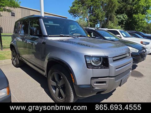 Used 2024 Land Rover Defender 110 X-Dynamic SE AWD/4WD image 1