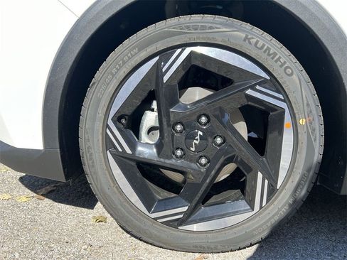 New 2025 Kia K4 EX image 9