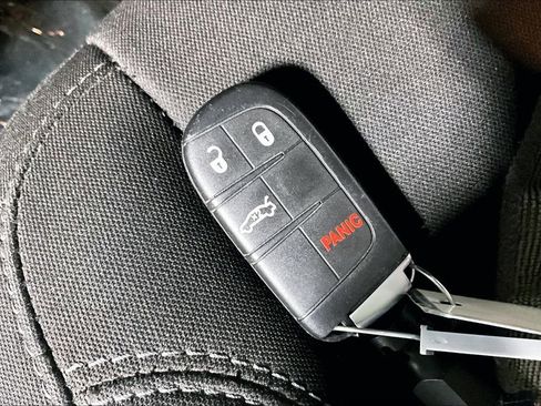 Used 2022 Dodge Challenger SXT w/ Blacktop Package image 12