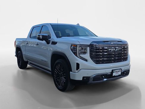 Used 2022 GMC Sierra 1500 Denali Ultimate image 8