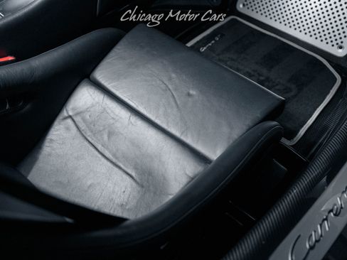 Used 2005 Porsche Carrera GT RWD image 21