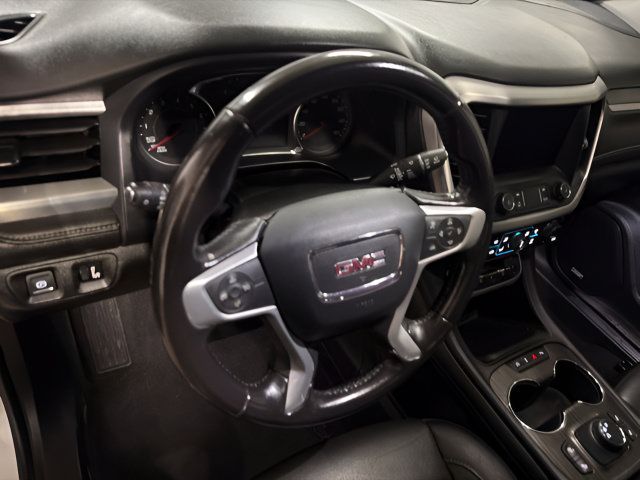 Used 2020 GMC Acadia SLT FWD image 20