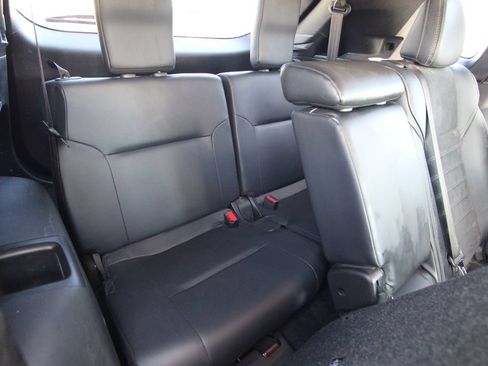 Used 2024 Mitsubishi Outlander SE AWD/4WD image 10