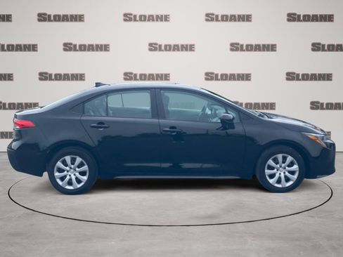 Used 2023 Toyota Corolla LE FWD image 6