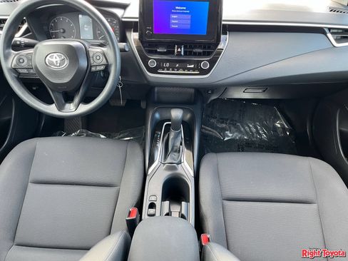 Certified 2025 Toyota Corolla LE FWD image 18