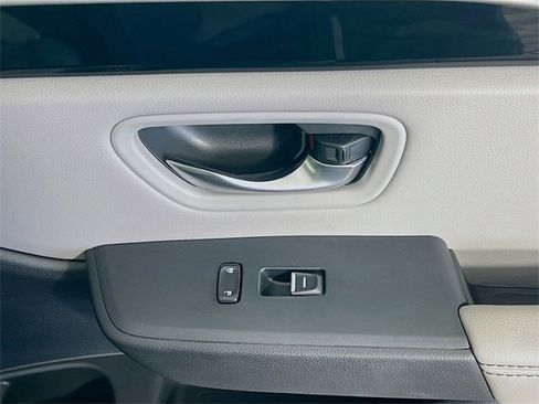 Used 2024 Honda Pilot EX-L image 31