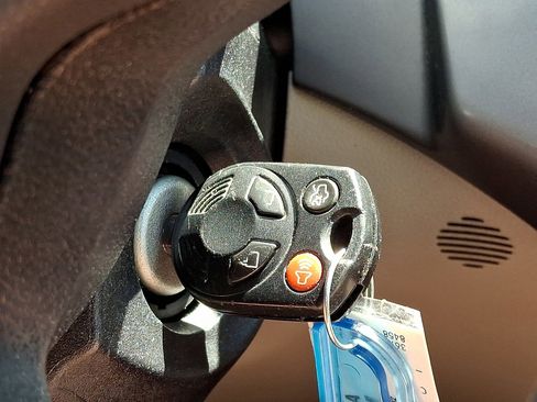 Used 2015 Ford Escape SE w/ Equipment Group 201A FWD image 21