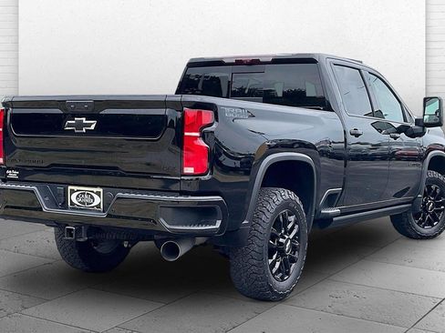 Used 2026 Chevrolet Silverado 2500 LTZ w/ LTZ Plus Package AWD/4WD image 14