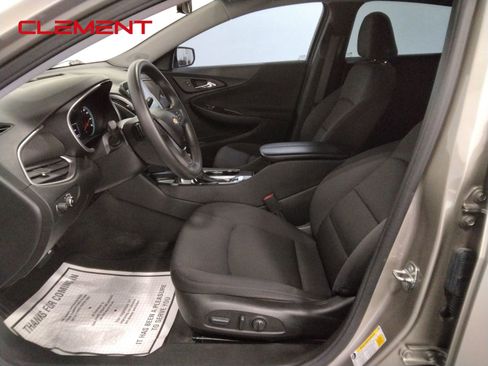 Used 2022 Chevrolet Malibu LT image 28