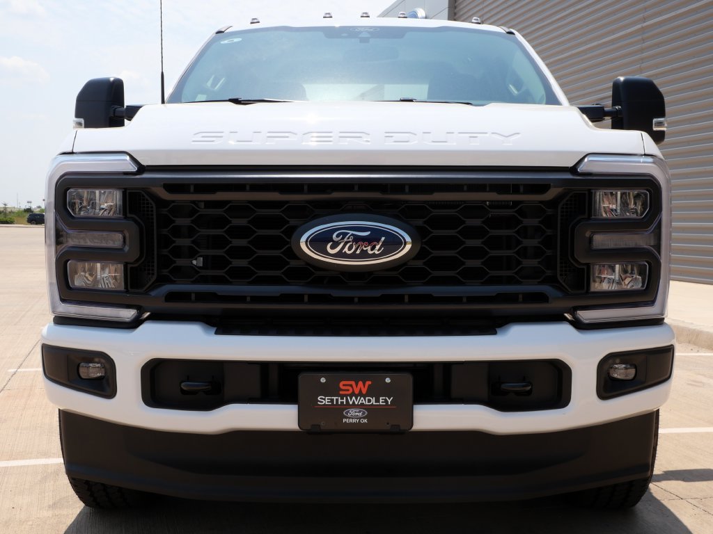 New 2026 Ford F250 XL w/ STX Appearance Package AWD/4WD image 4