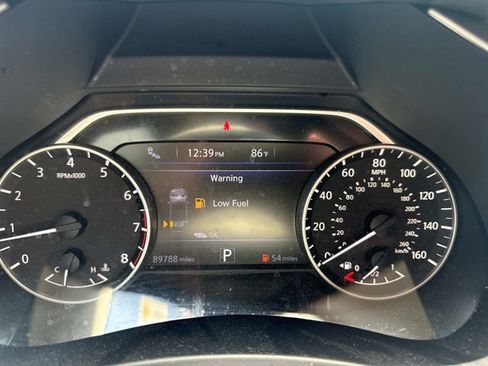 Certified 2018 Nissan Murano SV FWD image 17