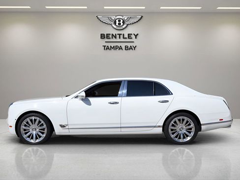 Used 2016 Bentley Mulsanne image 5