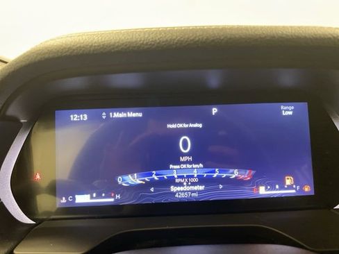 Used 2022 Jeep Grand Cherokee L Limited w/ Luxury Tech Group II image 9