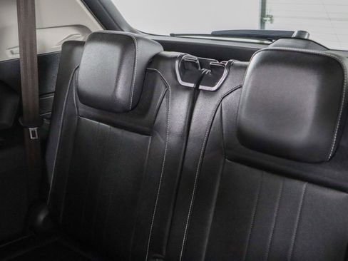 Used 2023 Volkswagen Tiguan SE FWD image 25