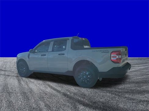 Certified 2025 Ford Maverick XL image 6