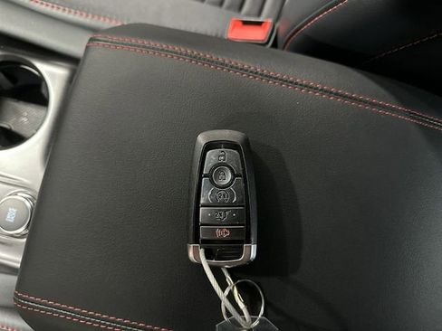 Used 2025 Ford Explorer ST-Line AWD/4WD image 35